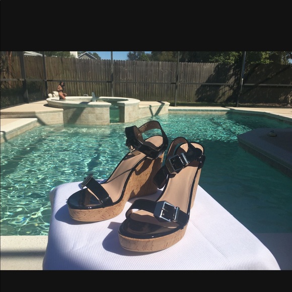 Shoes - Stewart Weitzman Women’s Shoes